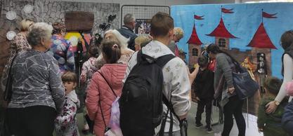 przedstawienie teatru &quot;Klubisie&quot;