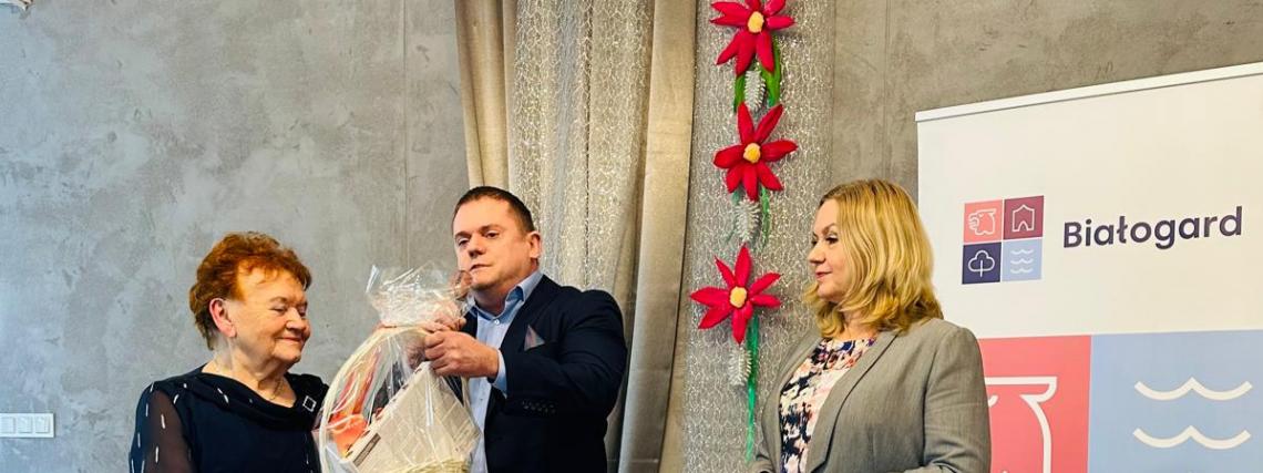 Dzień kobiet w klubie seniora